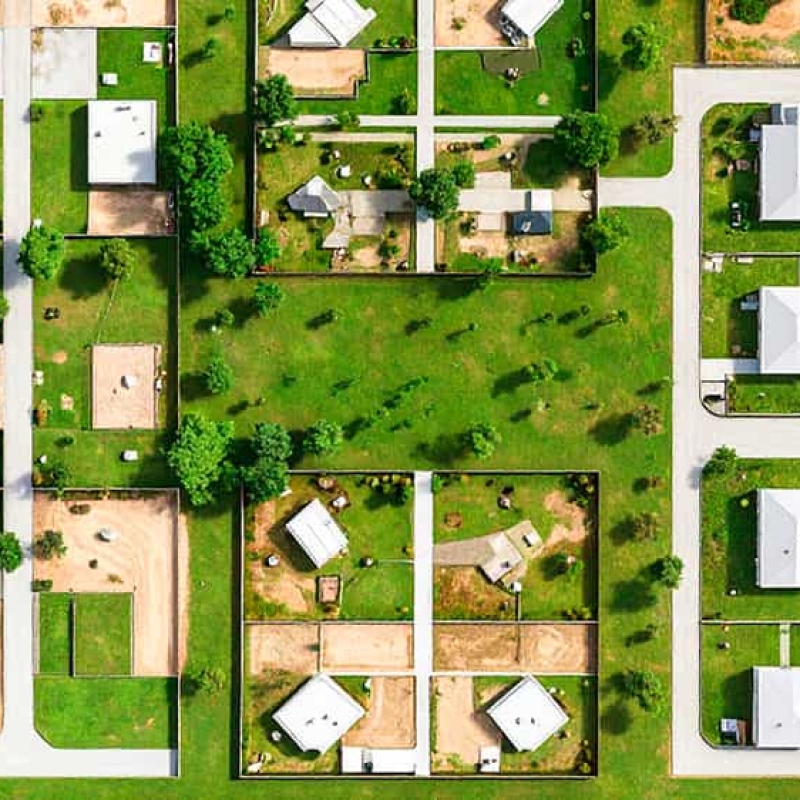 Requisitos legales para subdividir un terreno urbano